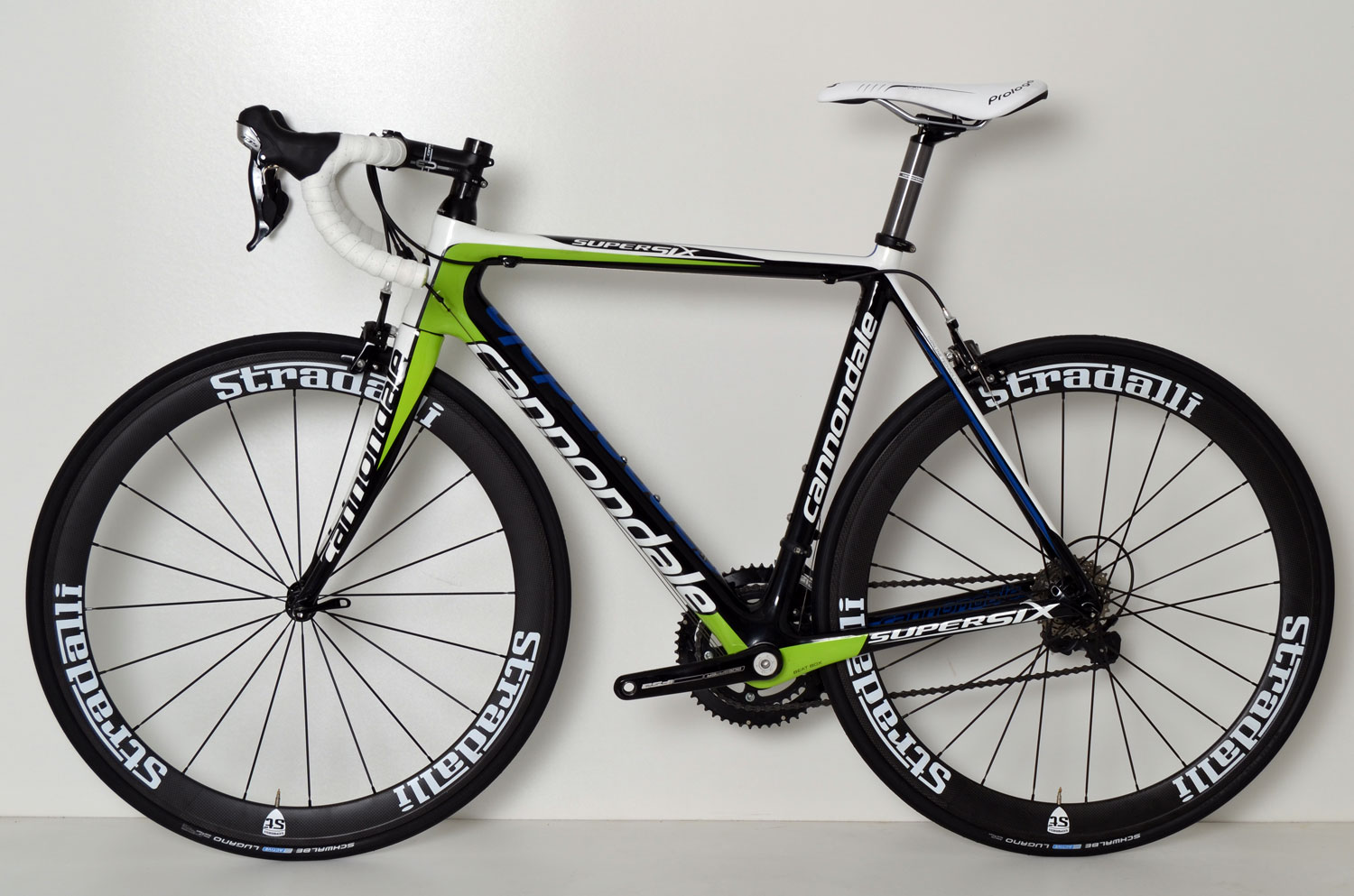 Cannondale Supersix 5 Five Carbon Road Bike Shimano 105 FSA