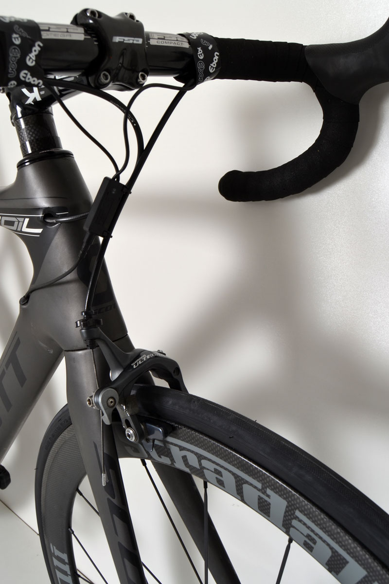 Scott Foil 15 56 cm Road Bike Bicycle Shimano Ultegra Di2 6770 Aero Carbon FSA