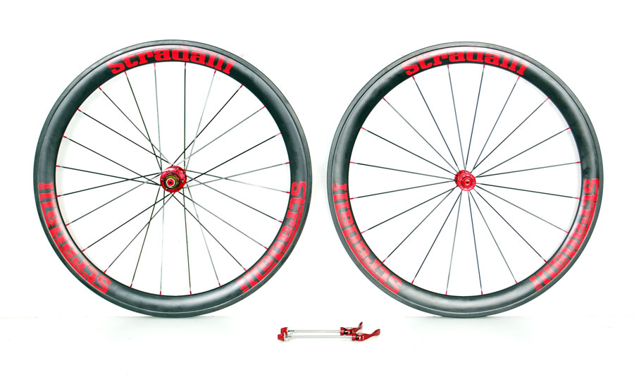 This Stradalli Trebisacce Red Pro is as race ready as they come. Super